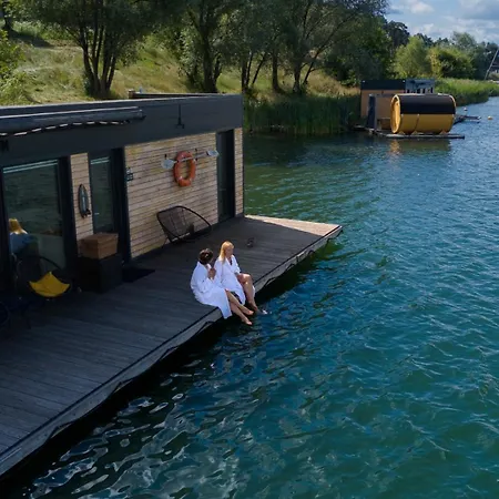 Costa Del Kryspi Całoroczne Na Wodzie Cholerzyn