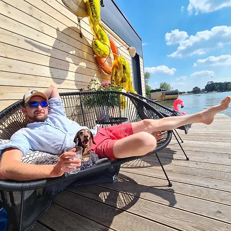 Costa Del Kryspi Caloroczne Na Wodzie